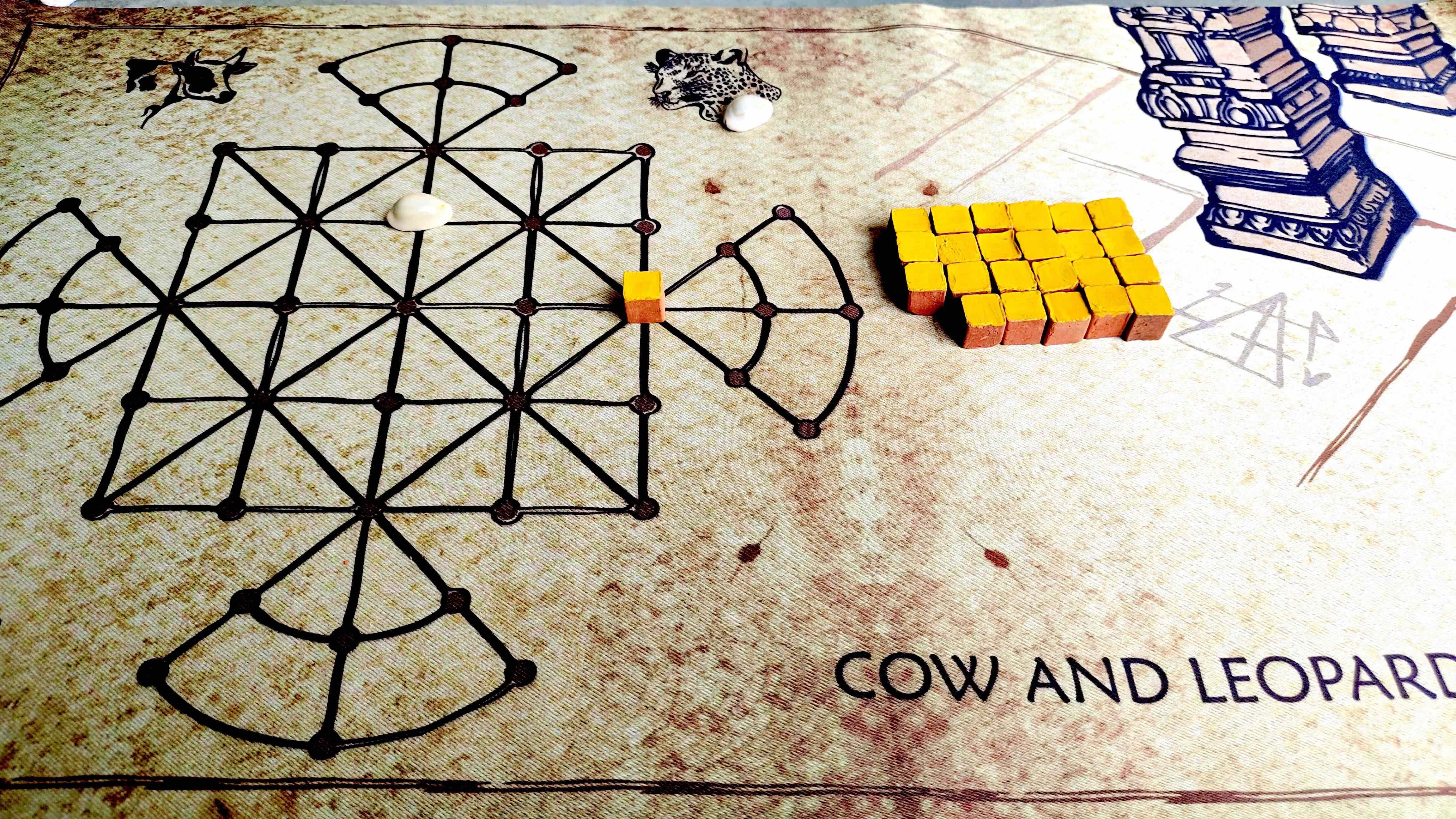 Cow & Leopard Game Set (Temple series Scroll)